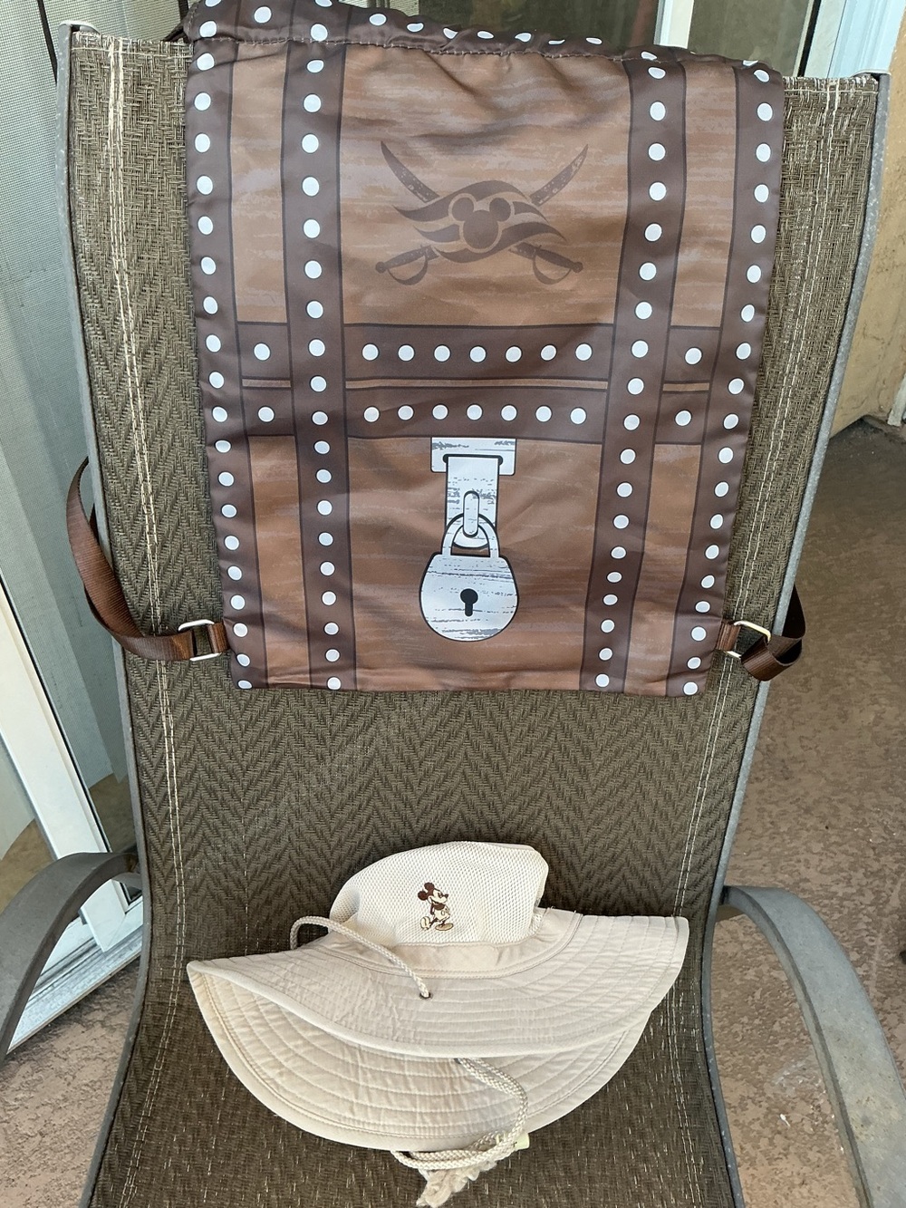 Disney Parks Beige Safari Hat and Disney Cruise Brown Steamtrunk Backpack Bundle